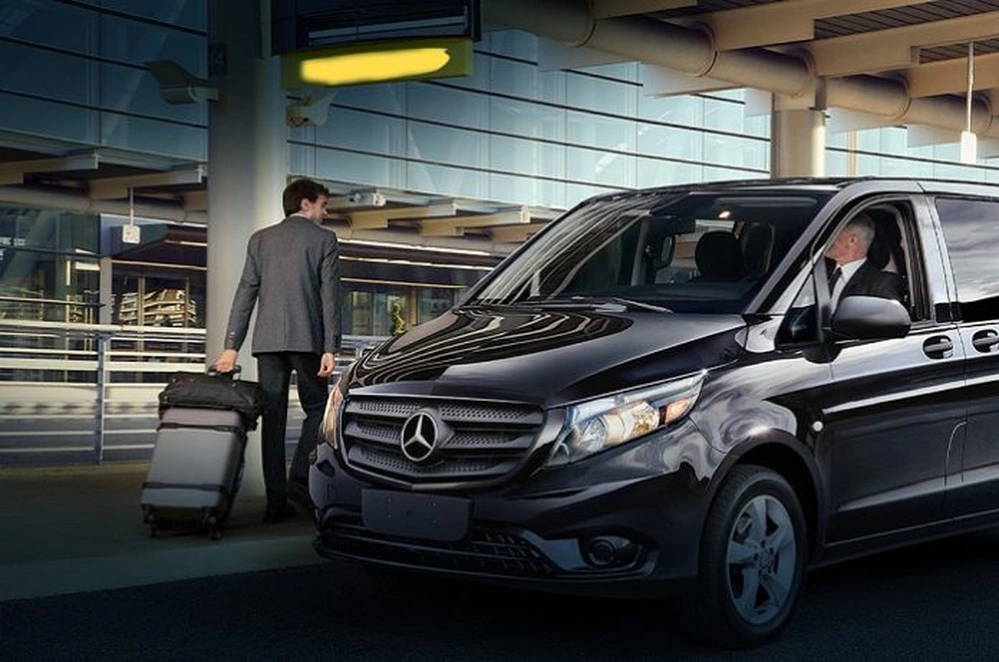  İzmir Havalimanı Gümüldür Transfer ile Ulaşım Deneyimi: Ön Ödemesiz VIP    - İzmir Transfer